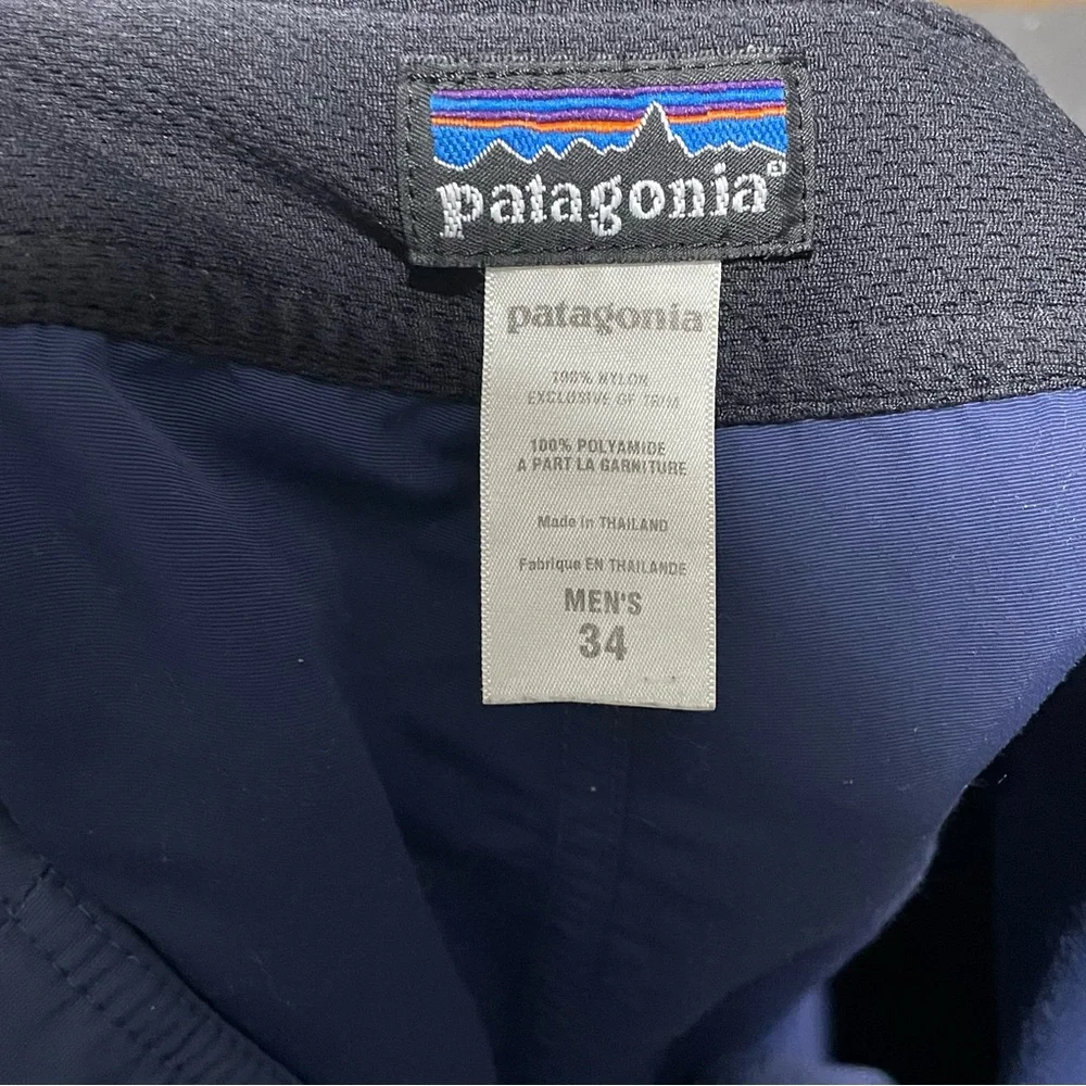 Patagonia Wavefarer Shorts Men's Size 34 Lightweight Logo Nylon Activewear Blue